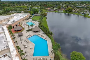 16252 Laurel Dr, Weston, FL 33326 - Photo 29