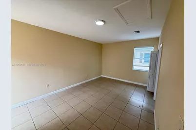 17021 SW 96th St #STUDIO, Miami, FL 33196 - Photo 3