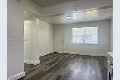 1545 NW 8th Ave #105, Miami, FL 33136 - Photo 3