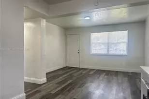 1545 NW 8th Ave, Miami, FL 33136 - Photo 3