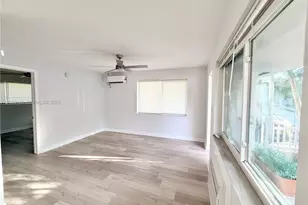 1632 NE 4th Pl, Fort Lauderdale, FL 33301 - Photo 3