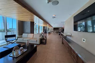 60 SW 13th St, Miami, FL 33130 - Photo 11