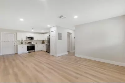702 NW 18th St #1-2, Fort Lauderdale, FL 33311 - Photo 5