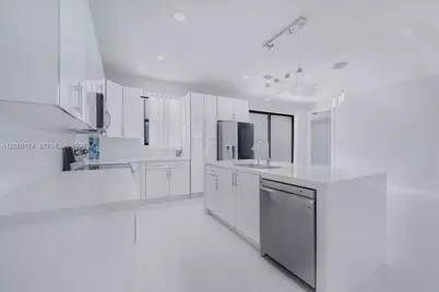 1114 NE 7th, Cape Coral, FL 33909 - Photo 13