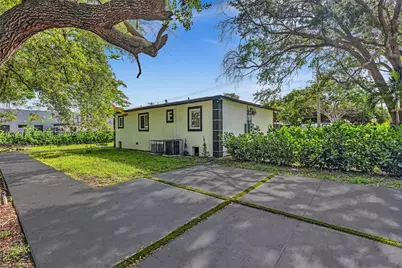 5850 NE 3rd Ave #1, Miami, FL 33137 - Photo 27