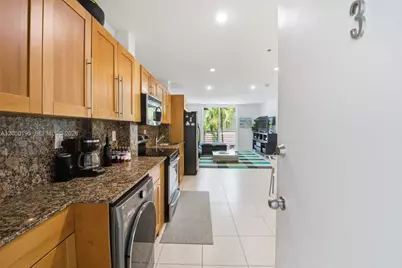 945 Michigan Ave #3, Miami Beach, FL 33139 - Photo 3