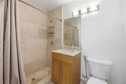 945 Michigan Ave #3, Miami Beach, FL 33139 - Photo 11