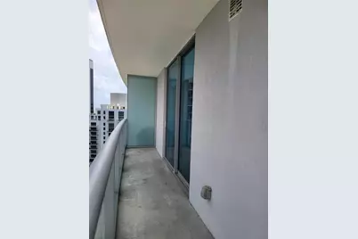 1100 S Miami Ave #3707, Miami, FL 33130 - Photo 15