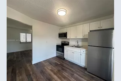 529 SW 4th St #301, Miami, FL 33130 - Photo 11