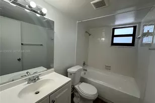529 SW 4th St, Miami, FL 33130 - Photo 19