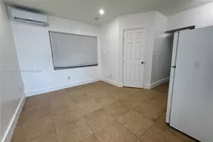 427 NE 62nd St, Miami, FL 33138 - Photo 3