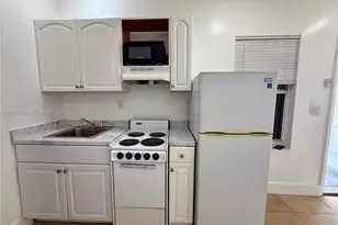 427 NE 62nd St, Miami, FL 33138 - Photo 9
