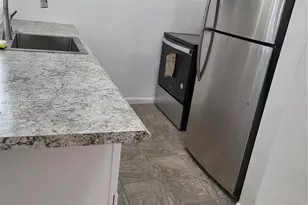 755 NW 84th St, Miami, FL 33150 - Photo 3