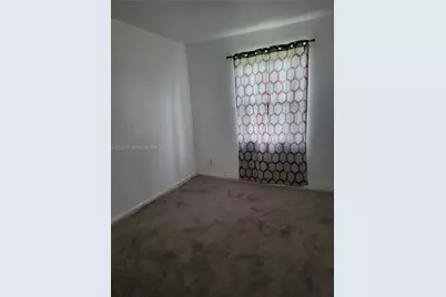 755 NW 84th St, Miami, FL 33150 - Photo 7