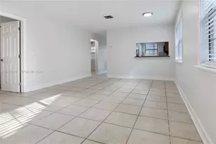 5236 Treetops Dr, Naples, FL 34113 - Photo 7