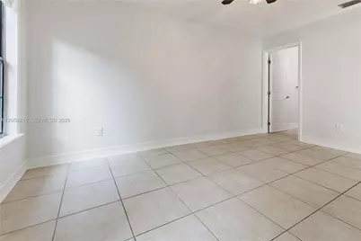 5236 Treetops Drive #L-104, Naples, FL 34113 - Photo 13