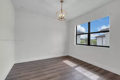 15455 NW 88th Ct, Miami Lakes, FL 33018 - Photo 23
