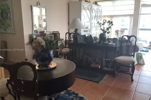 5055 Collins Ave, Miami Beach, FL 33140 - Photo 7