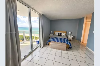 2401 Collins Ave #1612, Miami Beach, FL 33140 - Photo 7