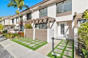 16449 NE 26th Ave, North Miami Beach, FL 33160 - Photo 9