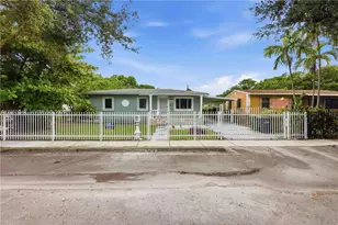 1630 NW 124th St, North Miami, FL 33167 - Photo 1