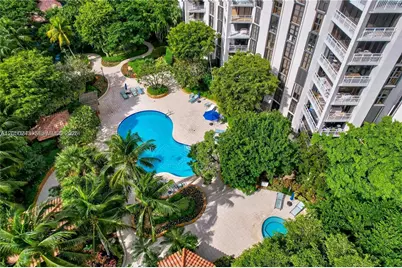 2000 Towerside Ter #905, Miami, FL 33138 - Photo 1