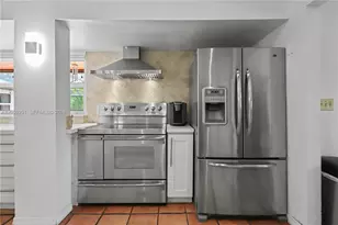 23595 SW 152nd Ave, Homestead, FL 33032 - Photo 9