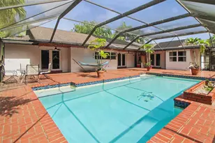 23595 SW 152nd Ave, Homestead, FL 33032 - Photo 3