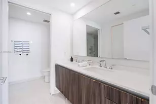 488 NE 18th St, Miami, FL 33132 - Photo 19