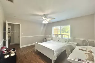 416 Bayberry Dr, Plantation, FL 33317 - Photo 13