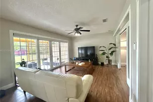 416 Bayberry Dr, Plantation, FL 33317 - Photo 21