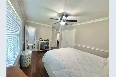 416 Bayberry Dr, Plantation, FL 33317 - Photo 9