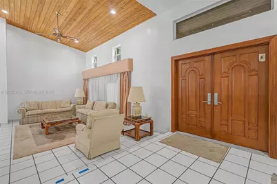 7030 Sunset Dr, Miami, FL 33143 - Photo 9