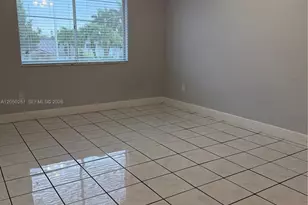 2390 W 74th St, Hialeah, FL 33016 - Photo 9