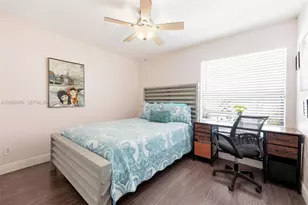 10548 Quincy Ct, Lehigh Acres, FL 33936 - Photo 11