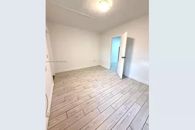 669 NW 28th St #4, Miami, FL 33127 - Photo 5