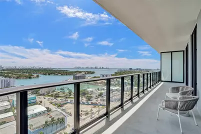 580 72nd St #2102, Miami Beach, FL 33141 - Photo 9