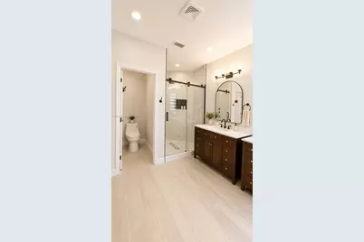 2116 NE 38th Rd, Homestead, FL 33033 - Photo 17