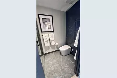 20 NE 11 Street #2212A, Miami, FL 33132 - Photo 5