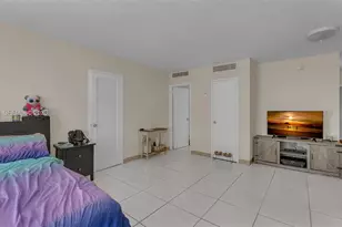 2899 Collins Ave, Miami Beach, FL 33140 - Photo 11
