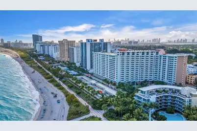 2899 Collins Ave #702, Miami Beach, FL 33140 - Photo 5