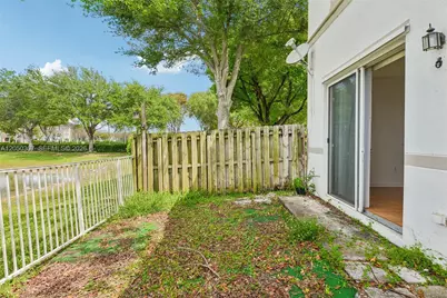8188 NW 108th Pl, Doral, FL 33178 - Photo 31