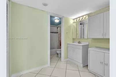 9273 Collins Ave #1010, Surfside, FL 33154 - Photo 37