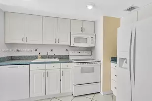 9273 Collins Ave, Surfside, FL 33154 - Photo 11