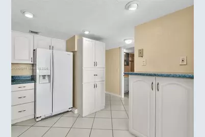 9273 Collins Ave #1010, Surfside, FL 33154 - Photo 13