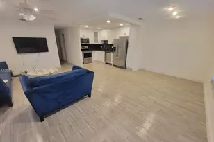 1009 NW 88th Ave, Plantation, FL 33322 - Photo 5