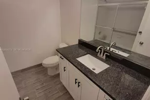 1009 NW 88th Ave, Plantation, FL 33322 - Photo 13