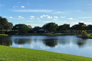 1009 NW 88th Ave, Plantation, FL 33322 - Photo 17