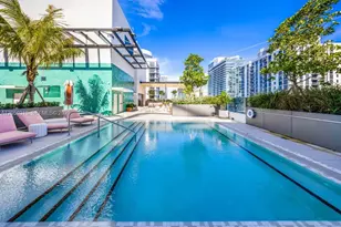 11 NE 6th St, Miami, FL 33132 - Photo 29