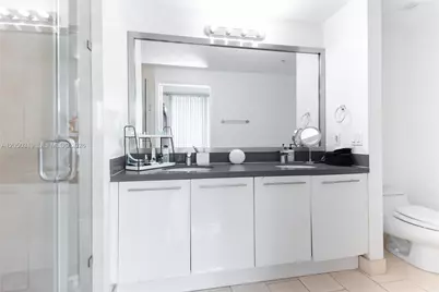 90 SW 3rd St #2113, Miami, FL 33130 - Photo 11